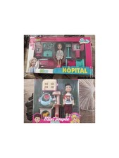 Lot 2 Coffrets Mini Poupées. Neuf