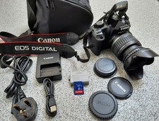 Canon EOS 1000D 10.1MP Digital Camera with Canon EF-S 18-55mm Zoom Lens & Bag