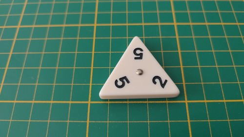 Pièce triangulaire 5 - 2,