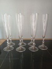 7 Flûtes / Coupes a Champagne