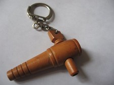 WOODEN KEYCHAIN "BARREL FAUCET"