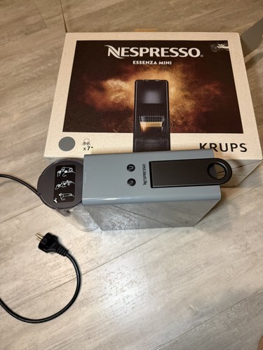 Nespresso mini machine - nespresso, à