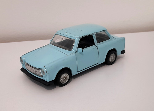 Trabant 601 - trabant, s