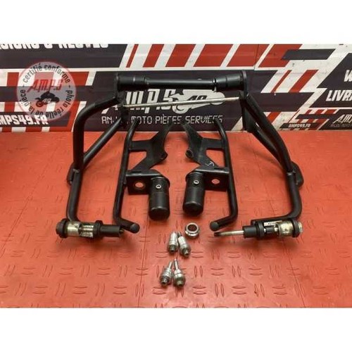 Kit crash bar