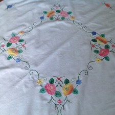 NAPPE DE TABLE ANCIENNE EN