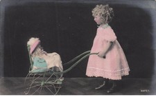 ENFANT avec Landau , Pousette