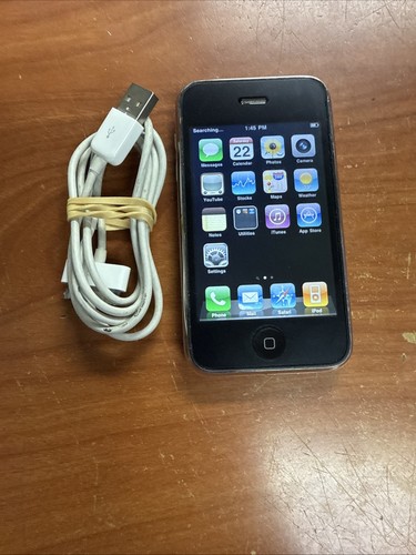 Vintage apple iphone 3gs - iphone,