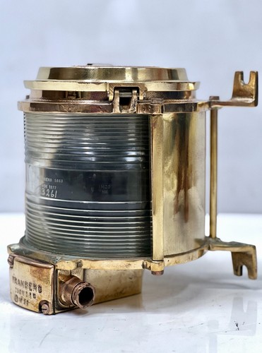 Lampe électrique nautique