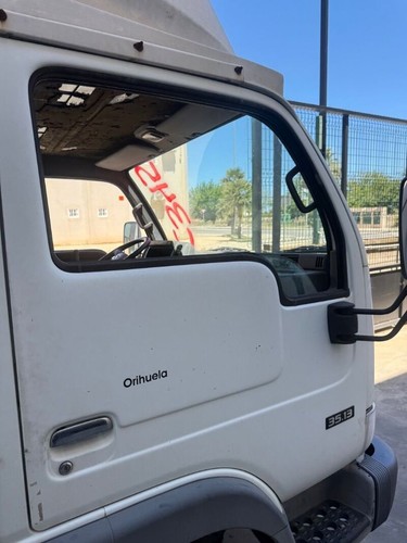 Porte avant droit nissan trade - avant,