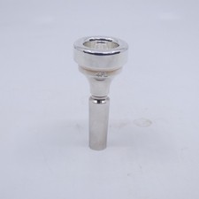 Denis Wick 4FL Flugelhorn Mouthpiece in Silver - Lot 1062