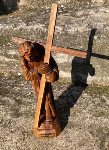 Christ portant croix - portant, bois