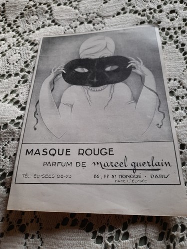Publicite presse parfum masque - publicite,