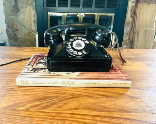 Antique north electric pyramid - north,