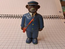 Jouet - Figurines PVC Petit Ours Brun -le facteur .  BE