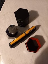 Stylo Plume DIPLOMAT A2 Dans Son Étui + Bt Encre Noire Caran D ACHE 50ml Offerte