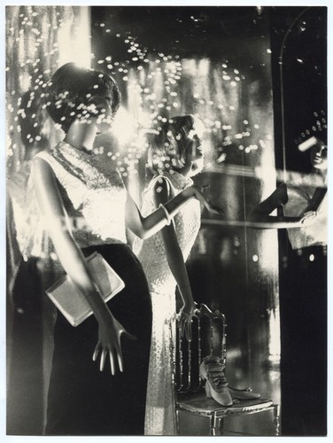 Paris 1950 vitrine - 1950's,