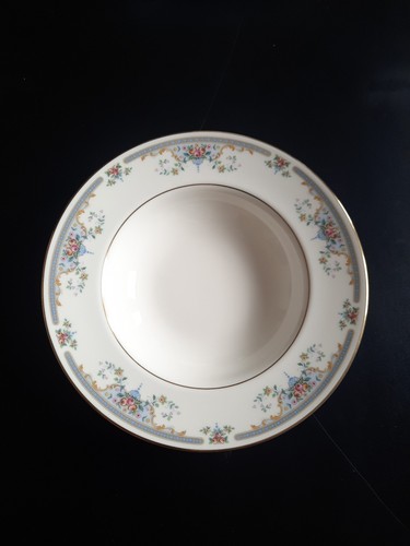 Royal doulton the romance - doulton,