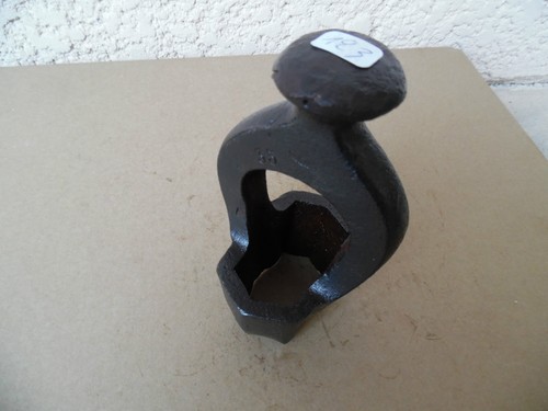 Old tool outil - tool, /