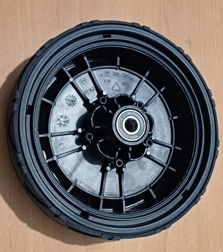 Roue arrière tondeuse stiga - arrière,