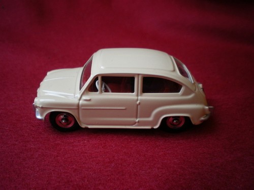 Fiat 600 dinky - fiat,