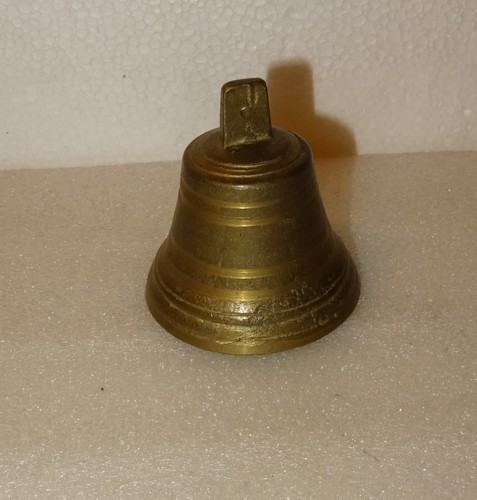 Ancienne petite cloche - ancienne,