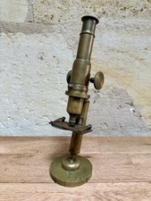 Microscope en laiton