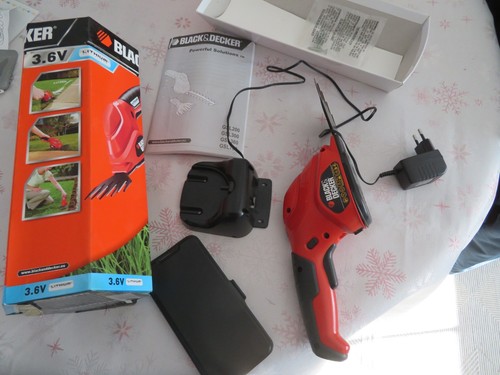 Black decker cisaille - &, à