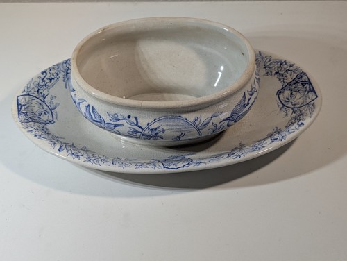 Ancien saucier anglais avec