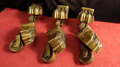 Lot bronze pattes griffe - pattes,