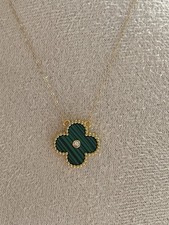 collier or 18 carats Fleurs