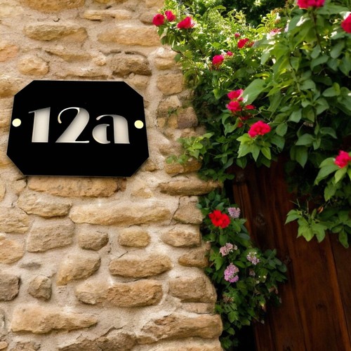 Octagonal retro shaped - retro,
