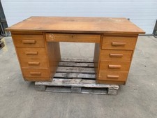 Ancien bureau ministre -