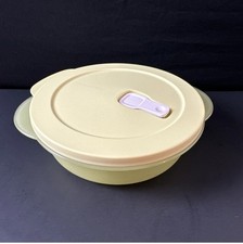 Tupperware Crystal Wave 3.25