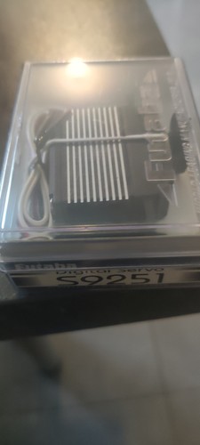 Servo futaba s9251 - servo,