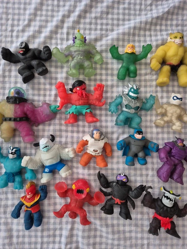 Rare gros lot figurines - rare,