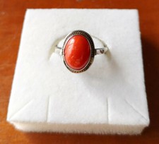 Bague en Corail Taille 53 sur
