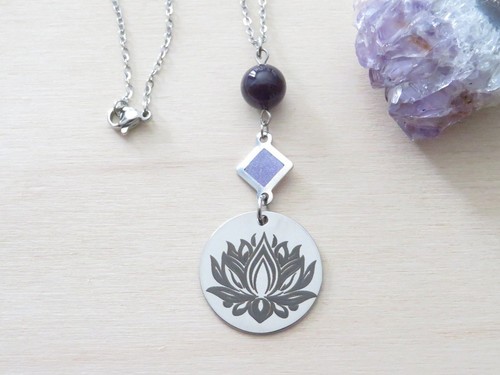 Collier pendentif fleur - , de