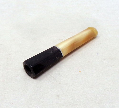 Superbe fume cigarette ancien