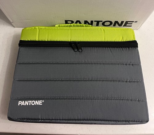 Pantone plus color guides set - plus,