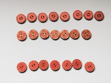 lot de 22 boutons en bois