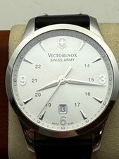 Victorinox Swiss Army Alliance 249034 Men’s Watch 40MM Silver Dial New Battery