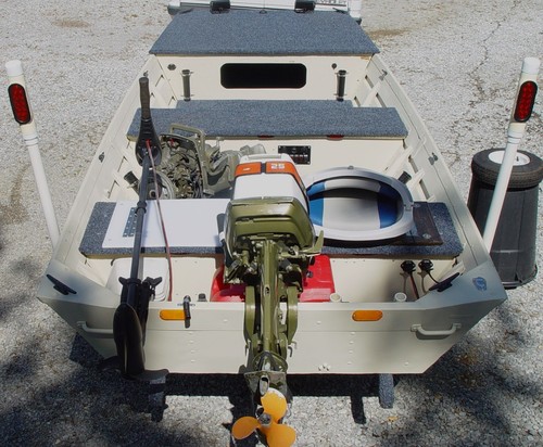 Alumacraft 1470 trailer 25hp - 1470,,