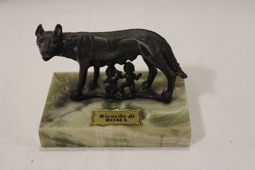 Statuette romulus remus - et, ·