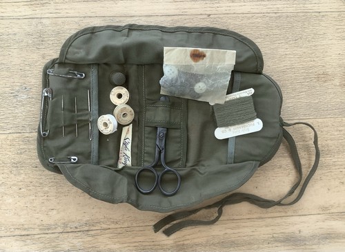 Trousse couture army - couture,