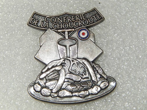 Pin confrerie la - pin's,