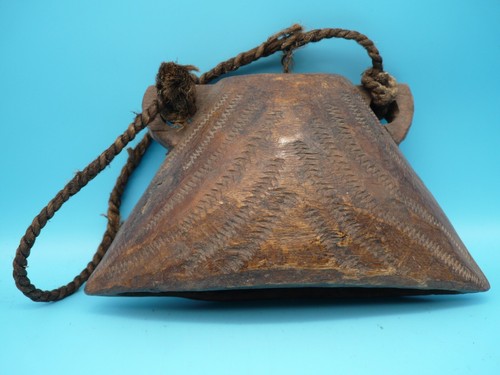 Ancienne cloche bois - cloche,
