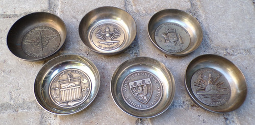Lot coupelles souvenir - de, 6