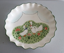 assiette en faience decoration