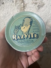 Boite ancienne lithographiée  RAZVITE  mousse à raser 200 g