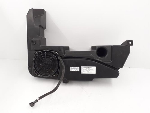 Caisson basses audi 1 - de,